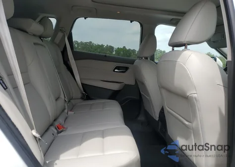 2021 Nissan Rogue Sv z USA, uszkodzony, nr VIN 5N1AT3BA4MC711963